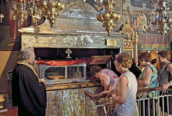 Η Αθήνα υποδέχτηκε το Ιερό Λείψανο της Αγίας Βαρβάρας - Εικόνες