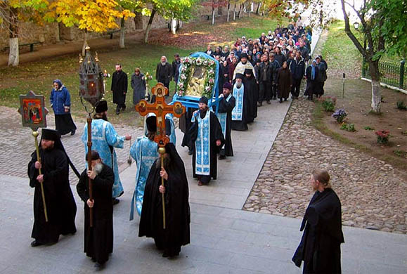 O π. Θεοφύλακτος του μοναστηρίου των Σπηλαίων Pskov μας περιγράφει ένα σύγχρονο θαύμα του Αγ.Νικολάου
