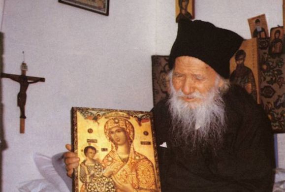 Ποια είναι η πνευματική διαθήκη που μας άφησε ο Άγ.Πορφυρίος
