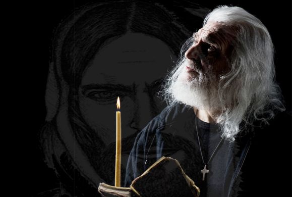 Αναρωτηθήκαμε ποιοί προσεύχονται κάθε νύχτα για εμάς;