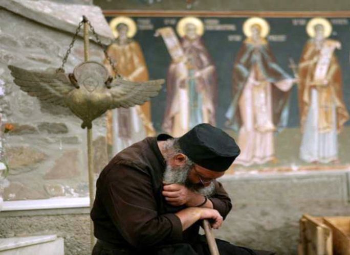 Αν πιστέψουμε πως από δική μας αξία σωζόμαστε, έχουμε απατηθεί