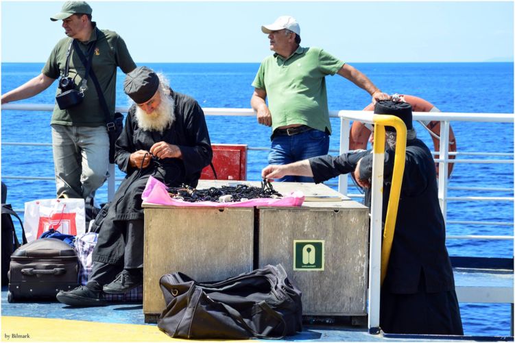 Αρνείται τον κοινωνικό άνθρωπο ο Ησυχασμός;
