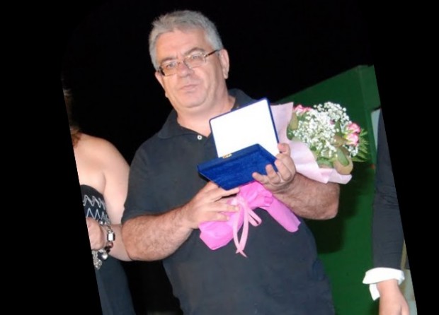 Έφυγε από τη ζωή ο γνωστός δημοσιογράφος και θεατρικός συγγραφέας