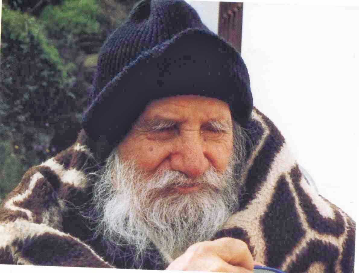 Σου είπα εγώ έτσι; Εγώ σου είπα να κάνετε προσευχή...(Αγίου Πορφυρίου)