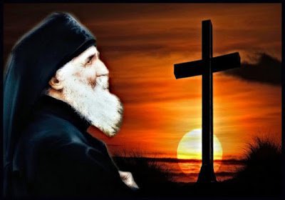 elder-paisios-and-cross1