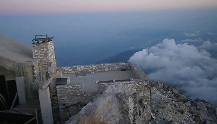 Η φωτογραφία στον Άθωνα που μας συγκλονίζει!